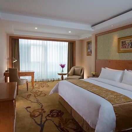 Vienna International Hotel Shanghai Train Station Ngoại thất bức ảnh