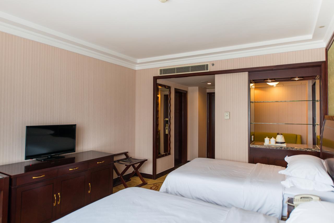 Vienna International Hotel Shanghai Train Station Ngoại thất bức ảnh