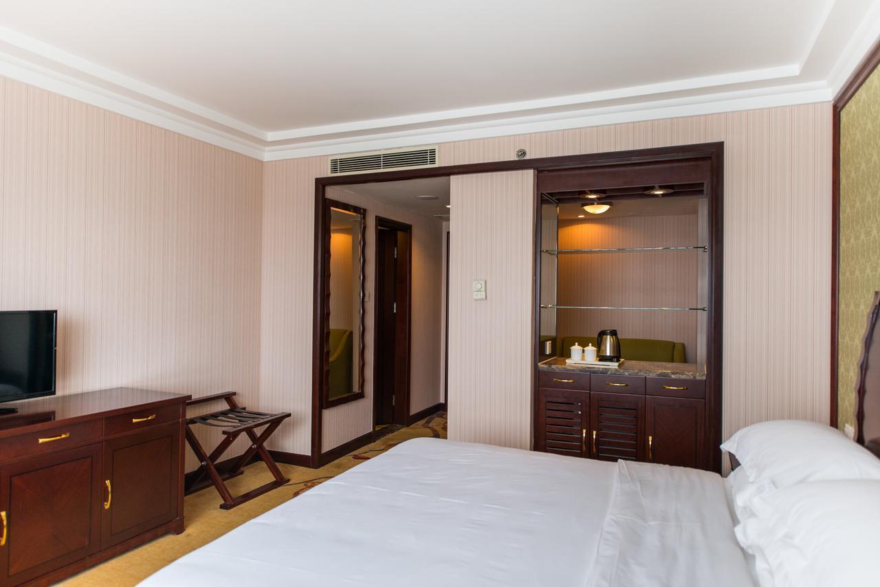 Vienna International Hotel Shanghai Train Station Ngoại thất bức ảnh